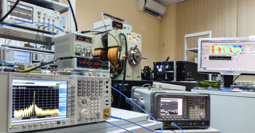 Magnetic metamaterials