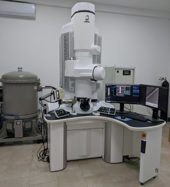 Просвечивающий электронный микроскоп (Jeol JEM-F200 в конфигурации Ultra High Resolution, 2019 г.) (ЦКП ЮФУ)