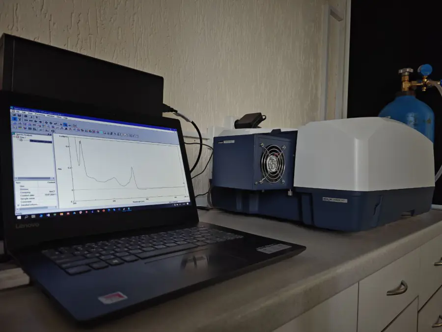 Спектрофотометр UV-Vis-NIR V-770