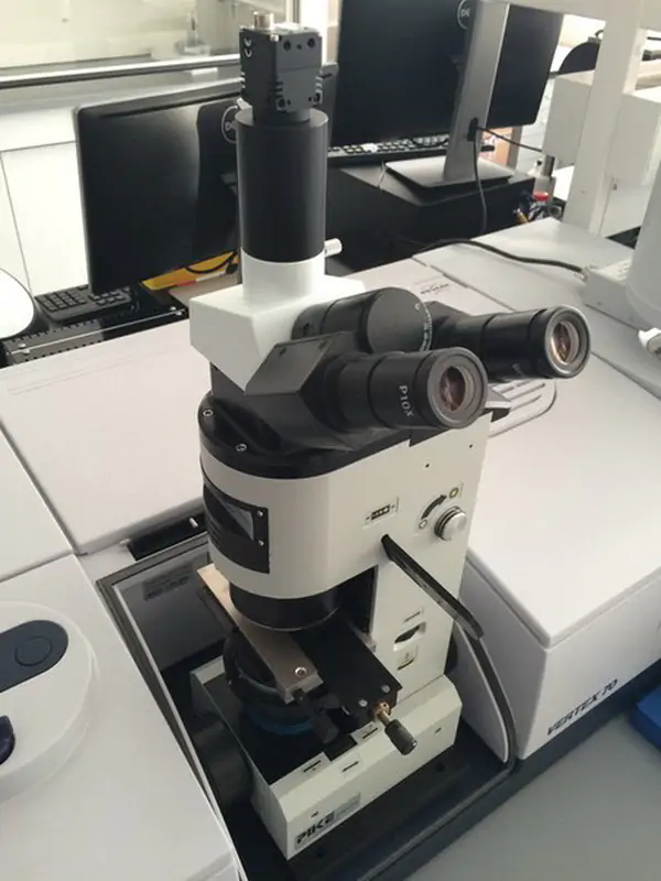 ИК-микроскоп μMAX Pike для кюветного отделения ИК-Фурье спектрометра Vertex 70