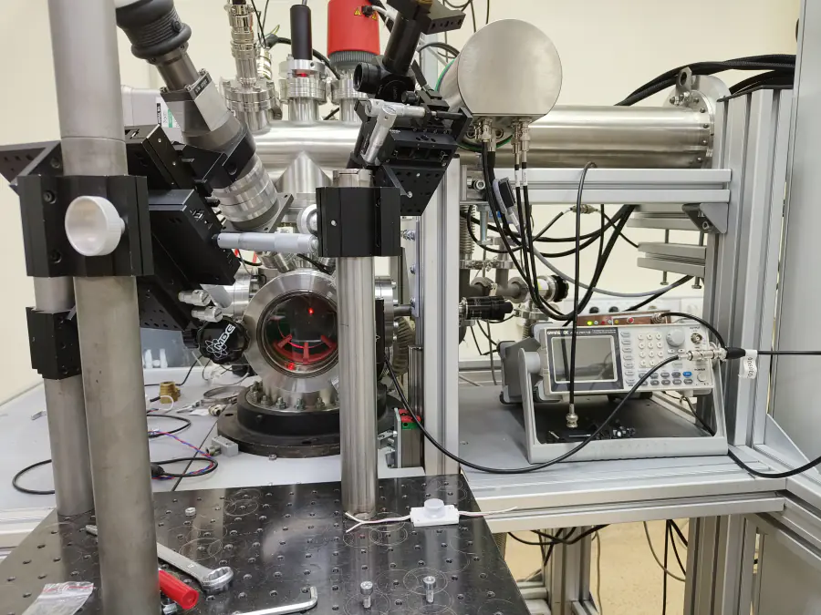 Времяпролетный масс-спектрометр